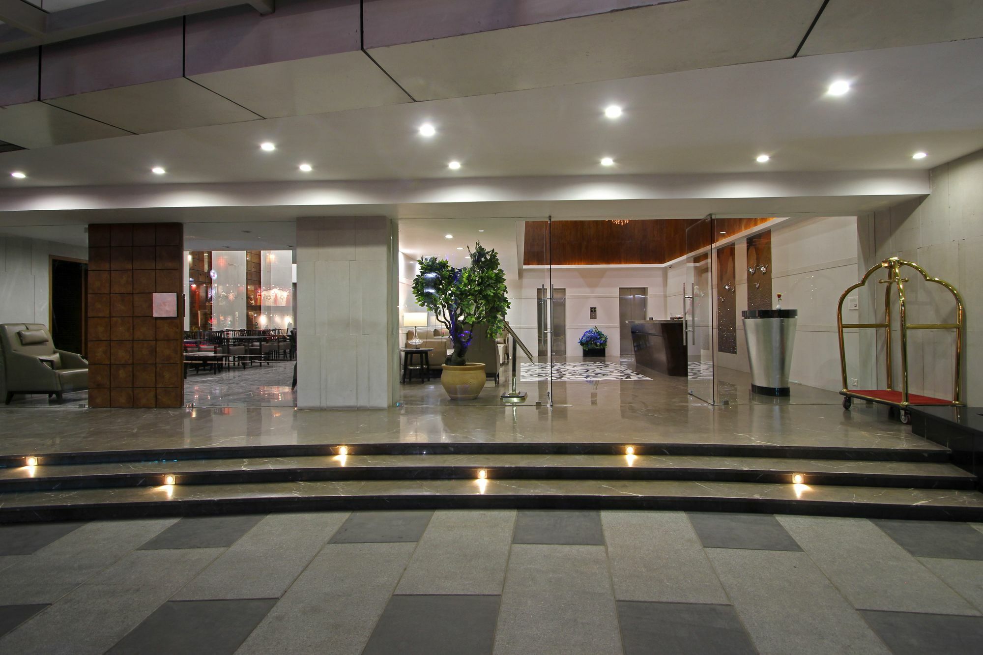 Hotel Comfotel ハイデラバード エクステリア 写真